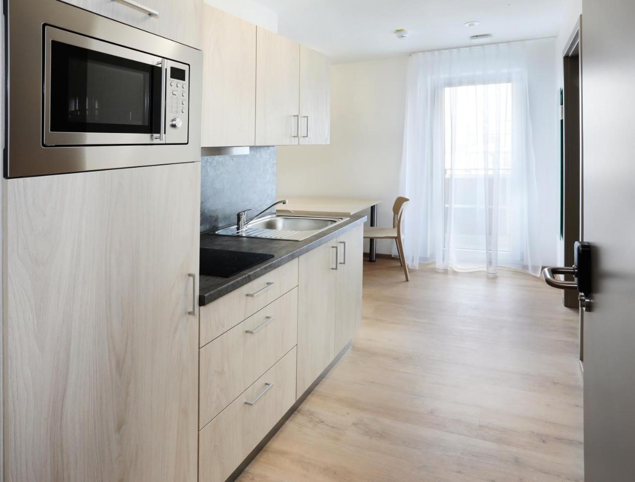 אלטדורף Apartment Hotel 37 מראה חיצוני תמונה